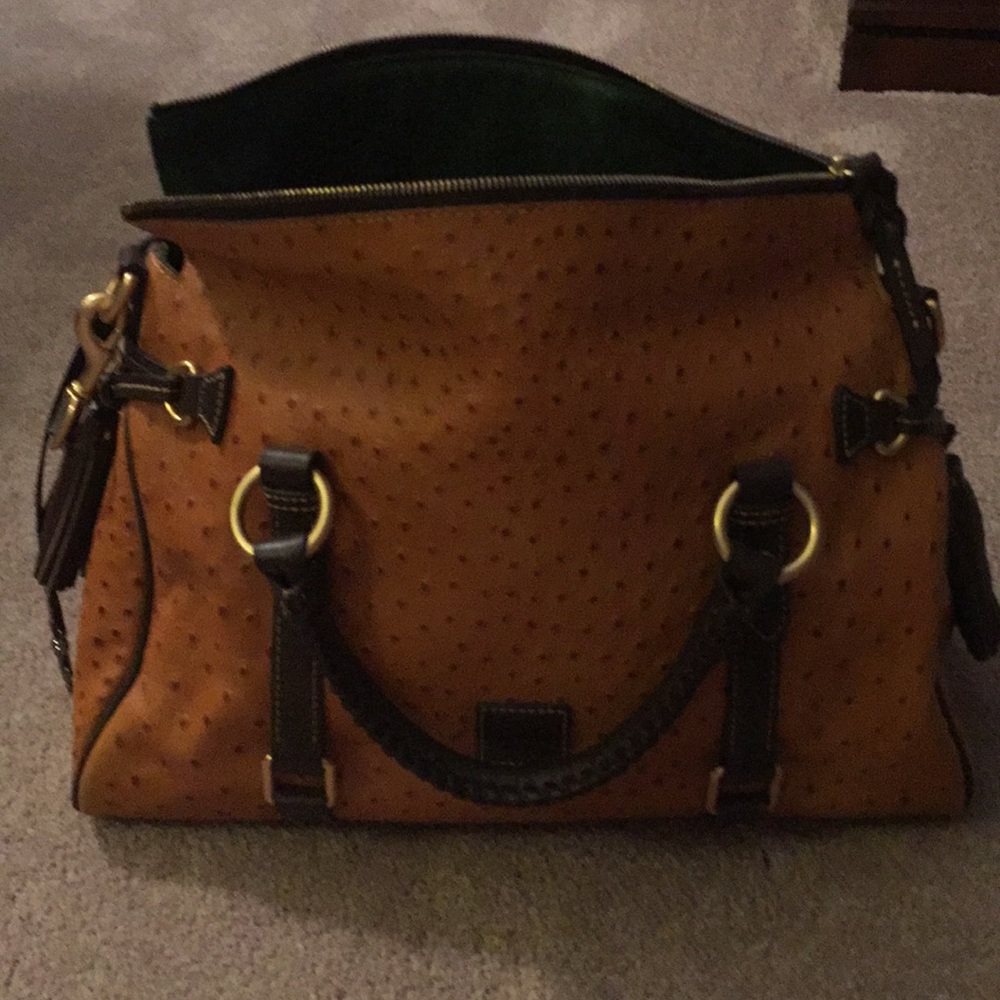 Dooney Bourke